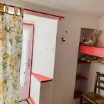 Bed & Breakfast Les Copains A Bord - D'hotes Et Roulottes