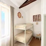 Les Copains A Bord - D'hotes Et Roulottes Bed & Breakfast
