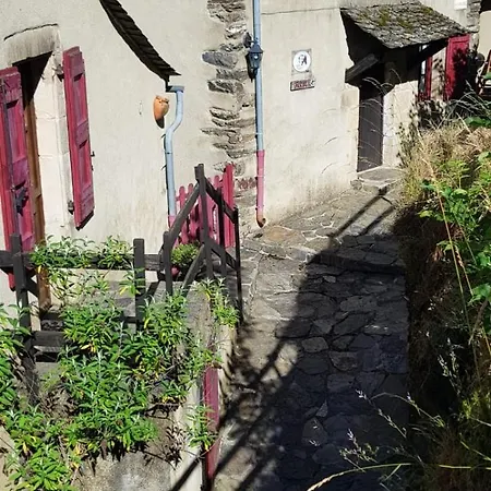 Les Copains A Bord Frühstückspension Saint-Julien-d'Arpaon