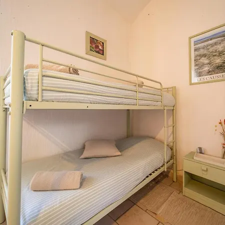 Panzió Les Copains A Bord - D'hotes Et Roulottes 2*
