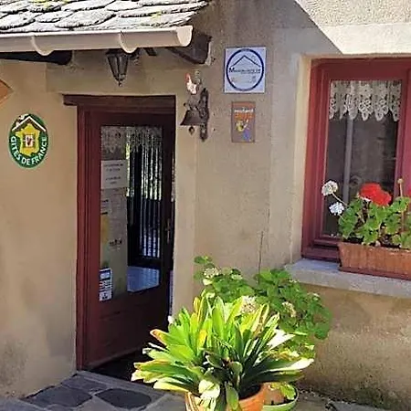 Bed and breakfast Les Copains A Bord - D'hotes Et Roulottes 2*