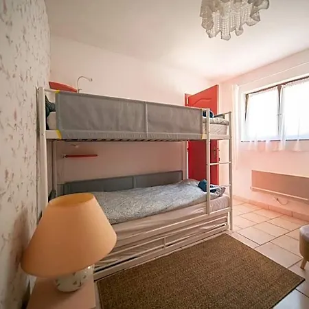 Les Copains A Bord - D'hotes Et Roulottes Bed and breakfast 2*