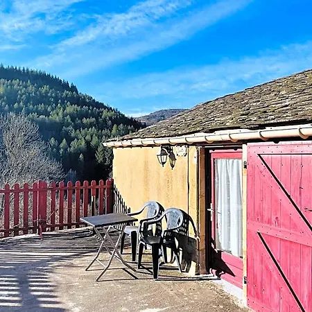 Bed & Breakfast Les Copains A Bord - D'hotes Et Roulottes Saint-Julien-d'Arpaon